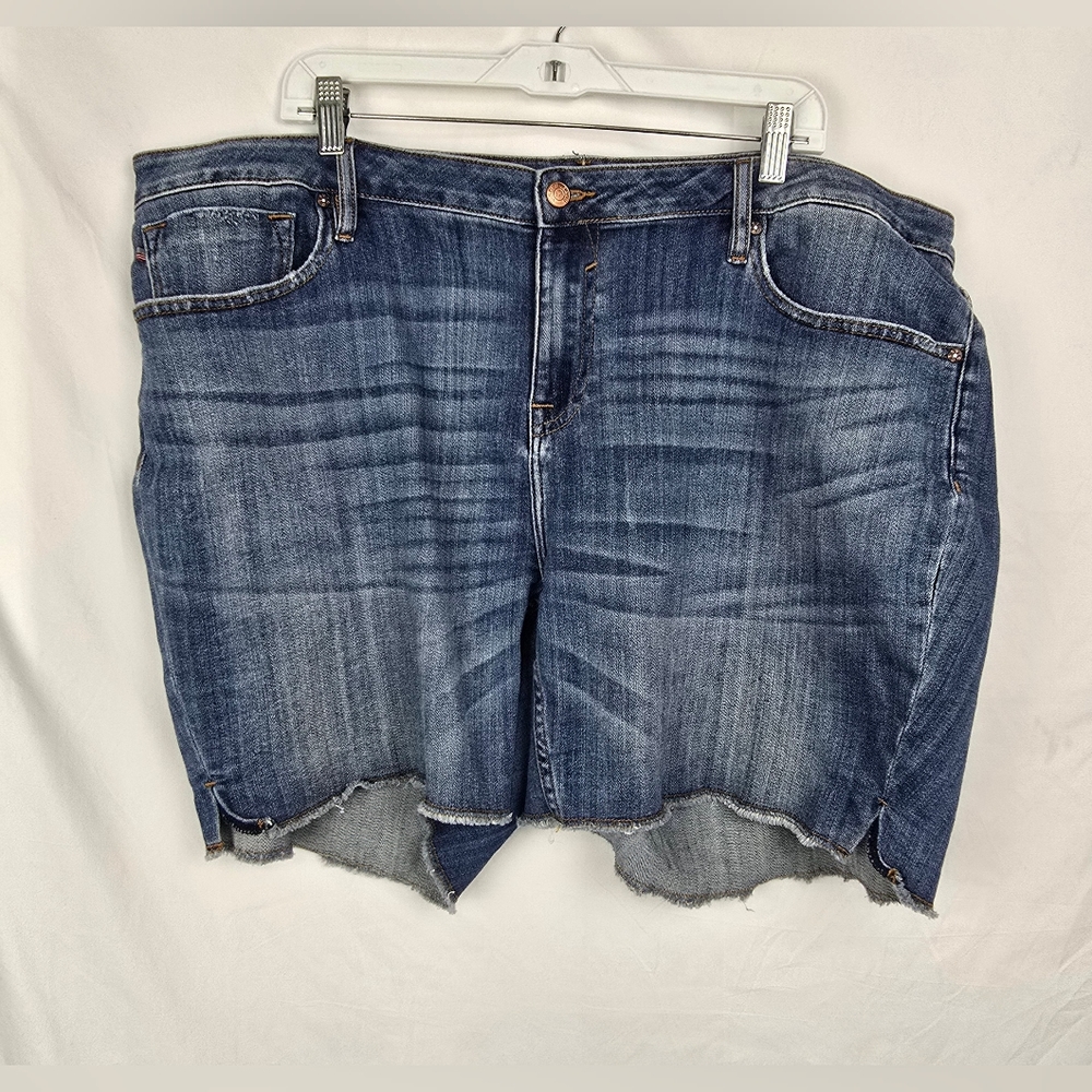 Vigoss Jagger Shorts Blue Denim Frayed Hem High-Rise Women's Plus Size 22